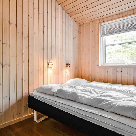 8 Bedroom Stunning In Ebeltoft