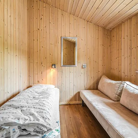 8 Bedroom Stunning In * Ebeltoft