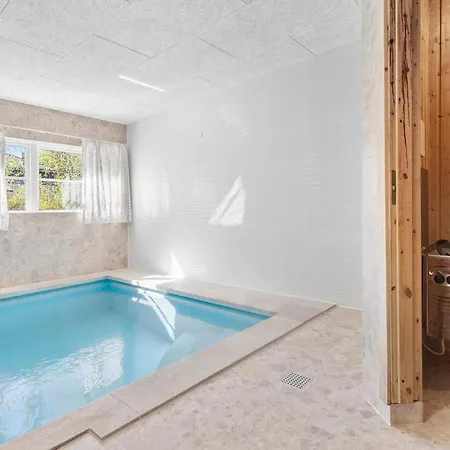 8 Bedroom Stunning In Casa de Férias *