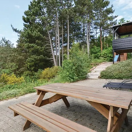 8 Bedroom Stunning In *